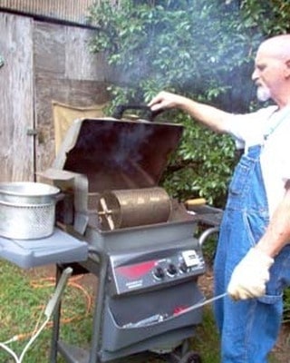 Ron Kyle Roasting on the 4LB RK Drum circa 2005.